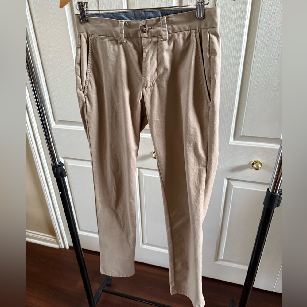 Vineyard Vines Men's Khaki Chinos